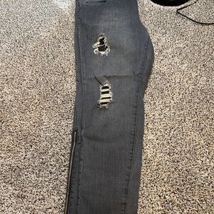 Bongo skinny jeans with lace and destruction